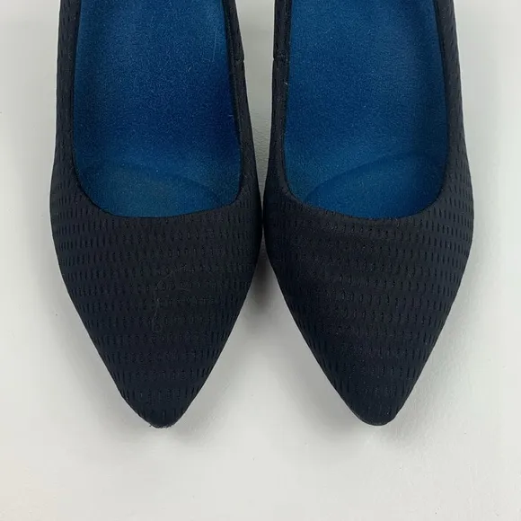 Betabrand Black heels pumps shoes pointed toe Size 8 Cushioned  Comfortable