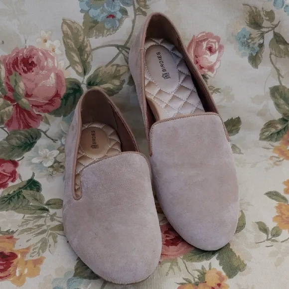 Birdies Women's Luxury Loafer Shoe Flats in Latte Suede size 8.5