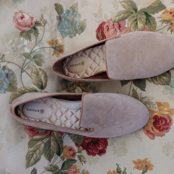 Birdies Women's Luxury Loafer Shoe Flats in Latte Suede size 8.5