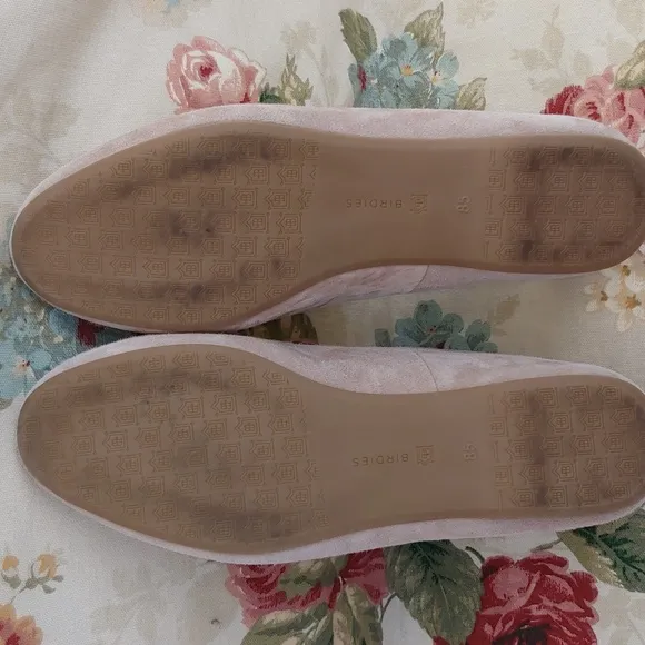 Birdies Women's Luxury Loafer Shoe Flats in Latte Suede size 8.5
