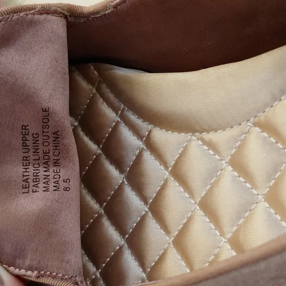 Birdies Women's Luxury Loafer Shoe Flats in Latte Suede size 8.5