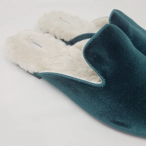 Birdies | Women's Phoebe Emerald Faux Fur Lined Slides (Size 11)