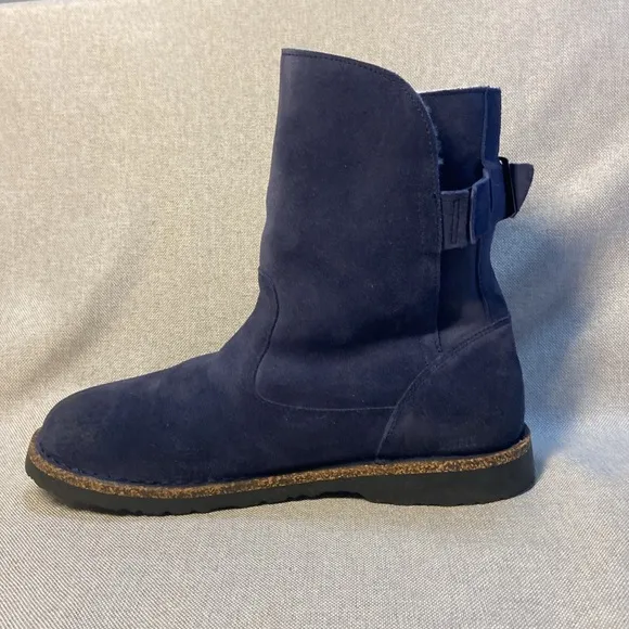 BIRKENSTOCK Uppsala Shearling SuedeLeather Navy Boots. Size 41. F-10