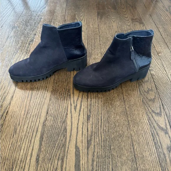 Black Ankle 24hr Boots Size 40