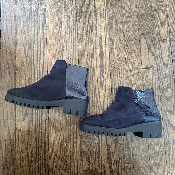 Black Ankle 24hr Boots Size 40