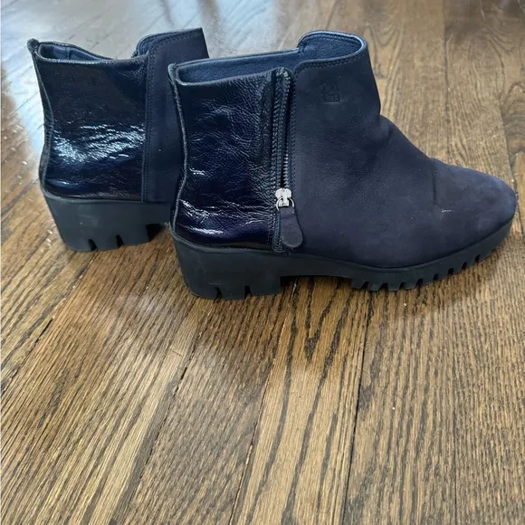Black Ankle 24hr Boots Size 40