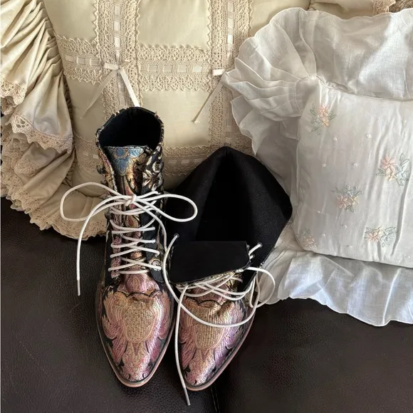 Black Floral Lace Up Ankle Boots Purchased From Amazon Size 42 Fits Like A Sz 10