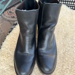 Black Leather Womens Red Wing Ankle Boots
