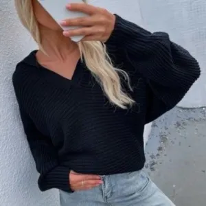 Black V neck Collar Knit Sweater Top Minimalist y2k
