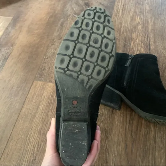 Blondo black boots