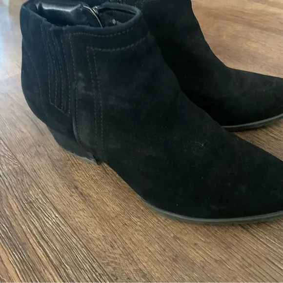 Blondo black boots