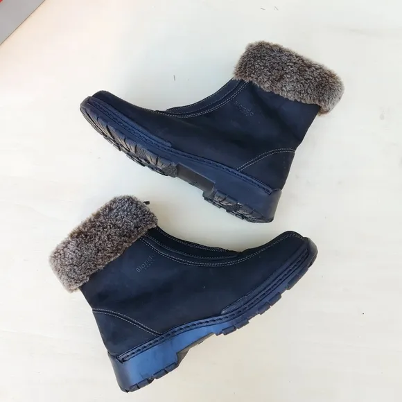 Blondo Black Comanche Waterproof Leather Booties - Size 8