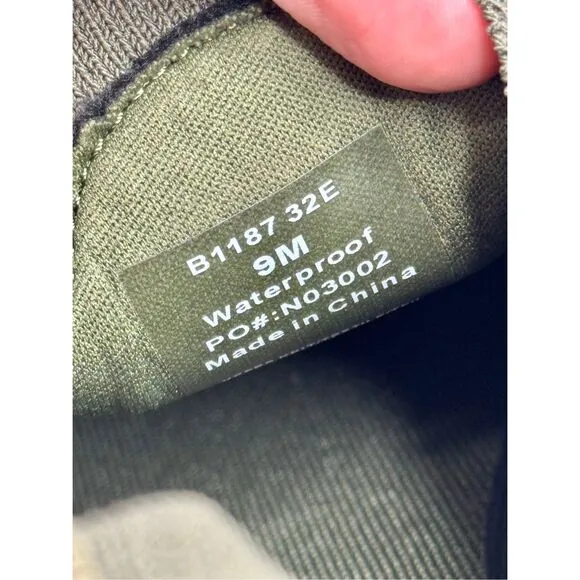Blondo Mens Sneakers Size 9 Olive Green Knit Waterproof Athletic NEW