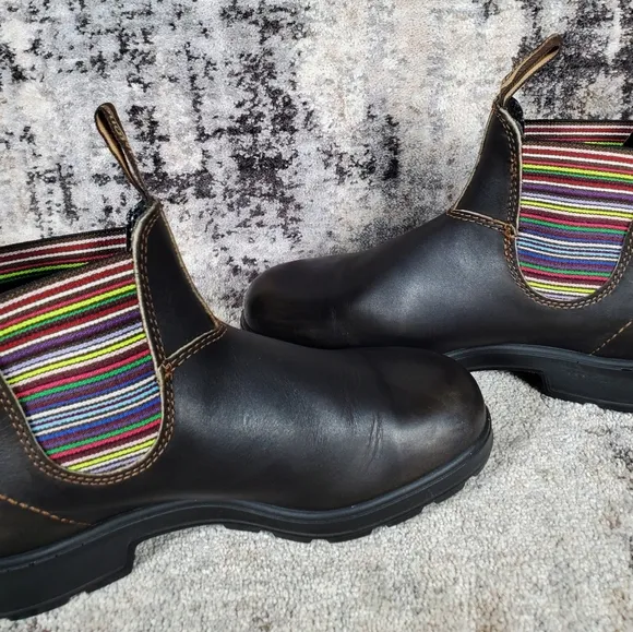 Blundstone Women's 1409 Stripes Chelsea Boot Brown Size 5.5