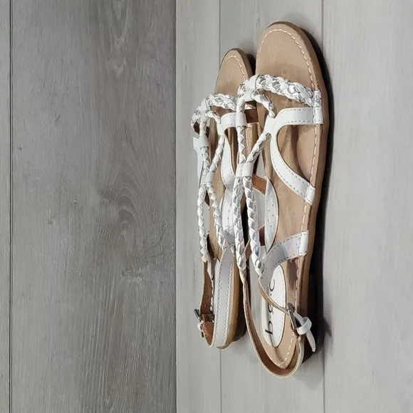 B.O.C. Womens &quot;Like New&quot; Pandy Comfort Strappy Sandals Flip Flop shoes sz 7