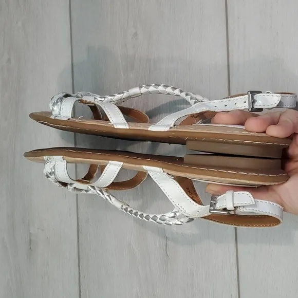 B.O.C. Womens &quot;Like New&quot; Pandy Comfort Strappy Sandals Flip Flop shoes sz 7