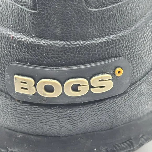 BOGS Black Textured Slip-On Shoes Muck Waterproof Rain Shoes WRB7872