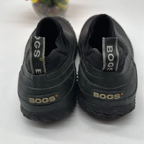 BOGS Black Textured Slip-On Shoes Muck Waterproof Rain Shoes WRB7872
