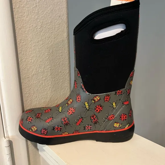 Bogs Rainboot Gray Grey Bugs Kids Boots Shoes  Youth Size 6 Outdoor Waterproof