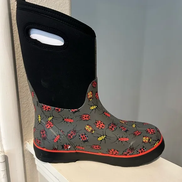 Bogs Rainboot Gray Grey Bugs Kids Boots Shoes  Youth Size 6 Outdoor Waterproof