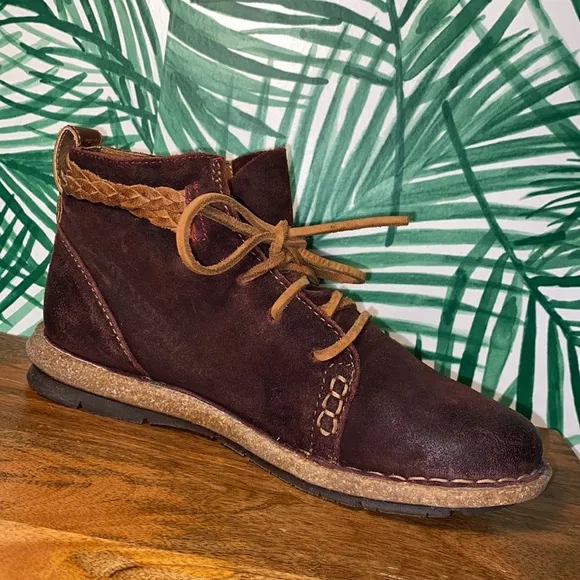 Born Temple Burgundy Leather Tied Ankle Boots Women’s 8.5 F32547