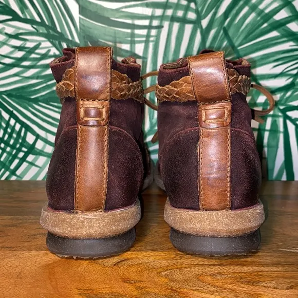 Born Temple Burgundy Leather Tied Ankle Boots Women’s 8.5 F32547