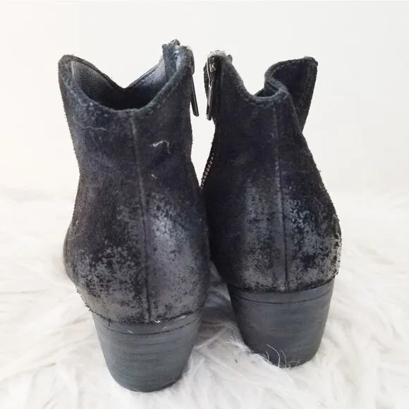 Born ankle boots