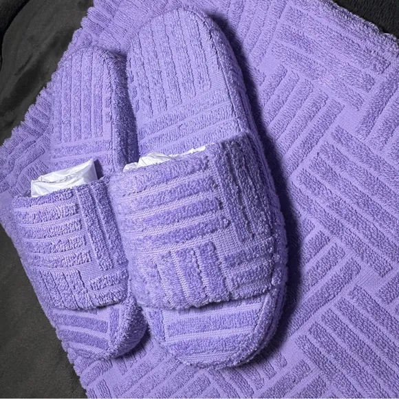 Bottega Veneta Purple Sandals Slides Slippers Brand New Never Worn.