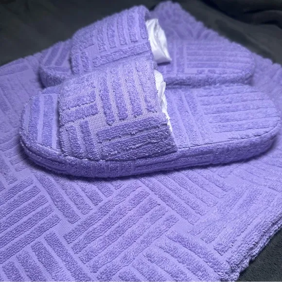 Bottega Veneta Purple Sandals Slides Slippers Brand New Never Worn.