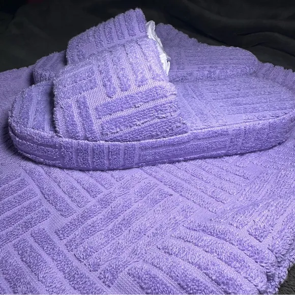 Bottega Veneta Purple Sandals Slides Slippers Brand New Never Worn.