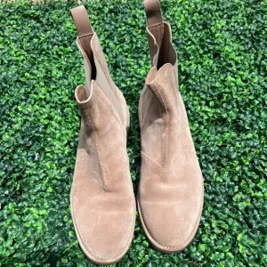 Bottega Veneta Suede Ankle Chelsea Boots 46