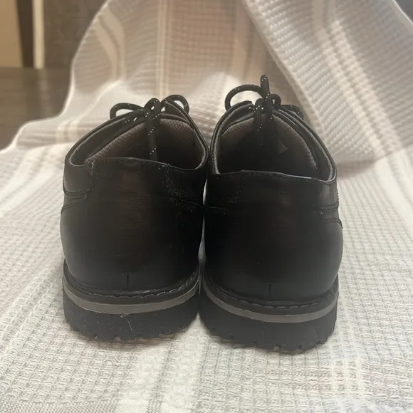 Boy's dressy shoes