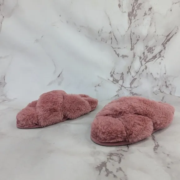 BP Faux Fur Slippers Women 7 8 Pink Ultra Padded Cross Cross Open Toed Sophie