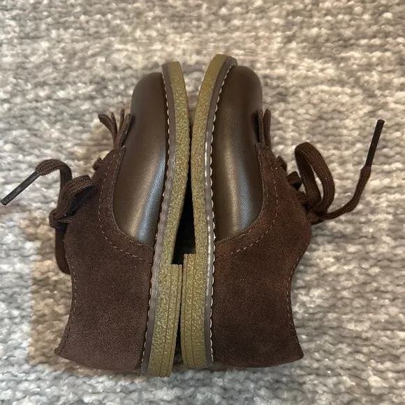 Brand New FootMates Brown classic Oxford Shoes with Fringe Detail size 6