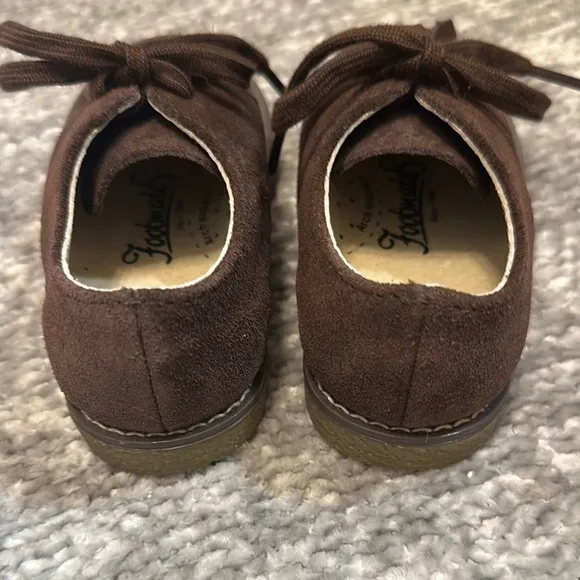 Brand New FootMates Brown classic Oxford Shoes with Fringe Detail size 6