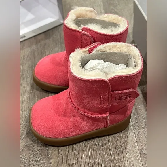 Brand New UGG Infant Booties Keelan Pink Size 02/03 Sherpa Fur Lined Slippers