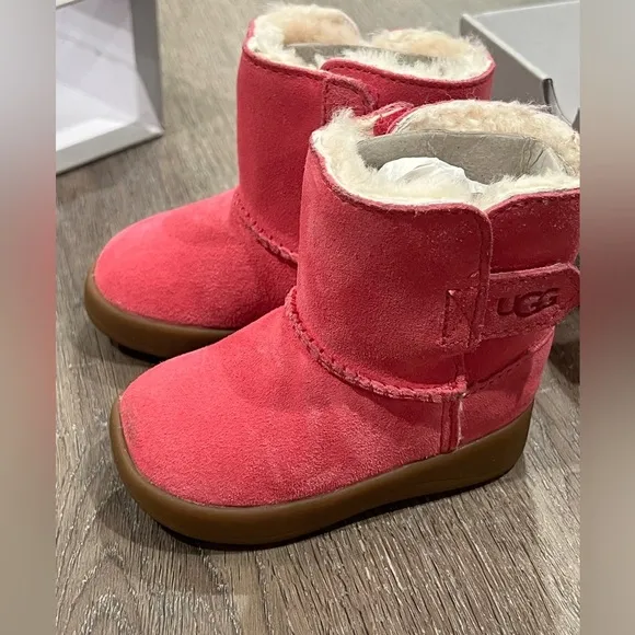 Brand New UGG Infant Booties Keelan Pink Size 02/03 Sherpa Fur Lined Slippers