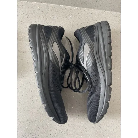 BROOKS 'Addiction 14' Size US 8.5 D Mens Black Running Shoes Cushioned Sneakers