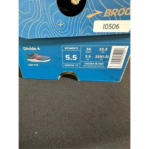 Brooks Divide 4 Navy Bittersweet Peacoat Running Shoes Sneakers 5.5
