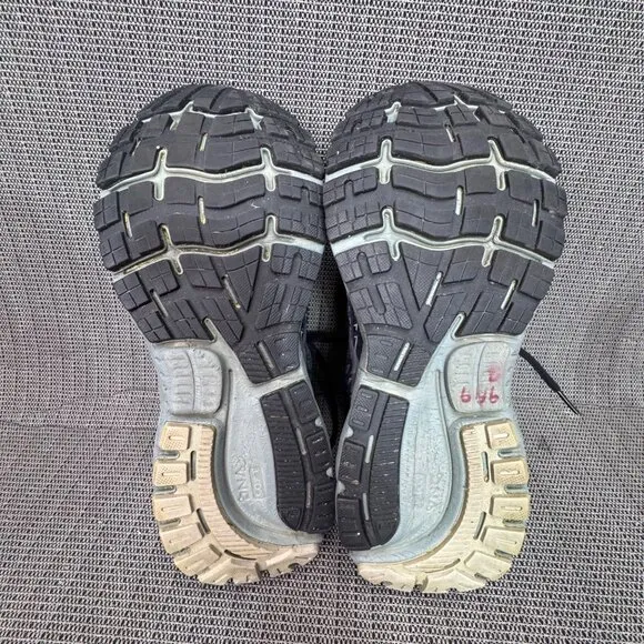 Brooks Ghost 13 Mens Size 11.5M Black &amp; Gray Road Running Shoes
