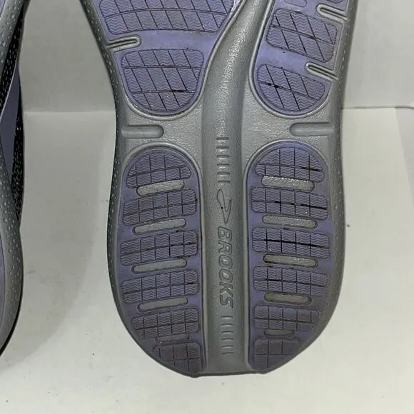 Brooks Ghost Max 2 Womens Size 9 WIDE Cushioned Running Athletic Jogging Shoes
