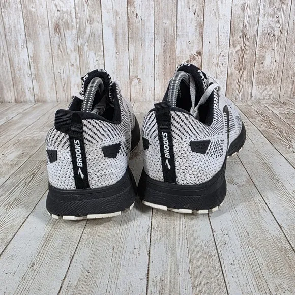 Brooks Revel 5.0 Running Shoes Athletic Sneakers White Black Women's 11