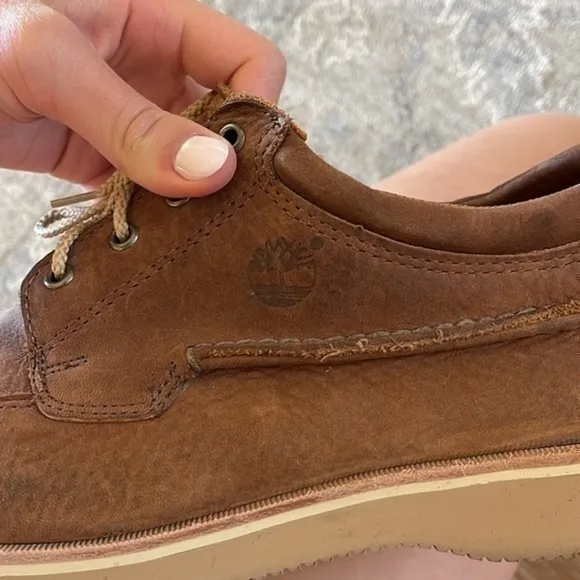 Brown vibram tan leather work boots/shoes