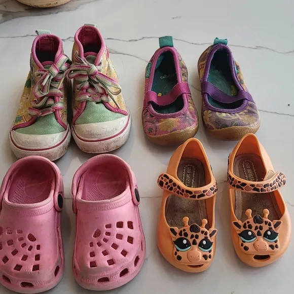 Bundle Of Baby Girl Shoes Includes Mini Melissa, Crocs, Chooze, Baby Gap Size 6