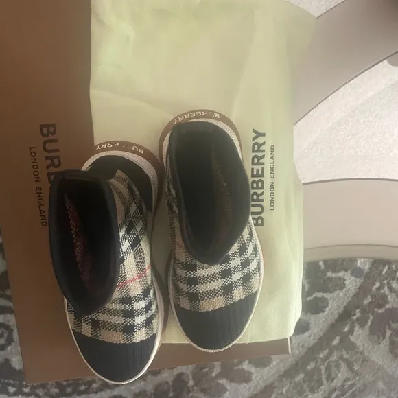 Burberry Tan and Black Boots with Durable Sole
