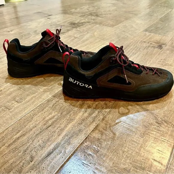 Butora Men’s Wing Approach Shoes Brown Black Size 12 EUC
