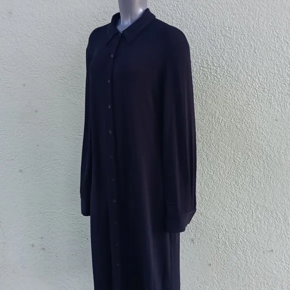 CAMI INTERNATIONAL LADIES BLACK (11) BUTTON FT CLOSURE LUXURY DRESS (TAIWAN)