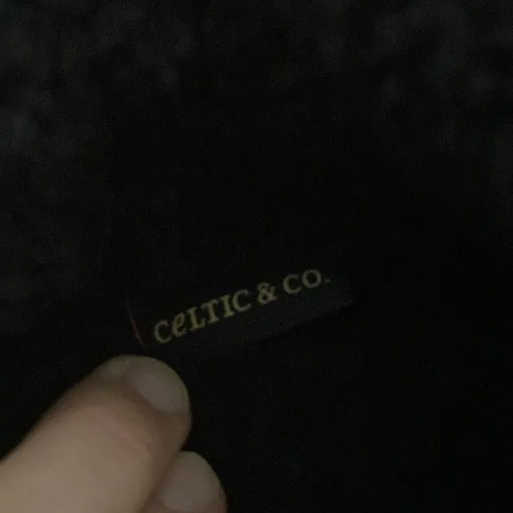 Celtic &amp; Co. Sheepskin Venetian Slippers