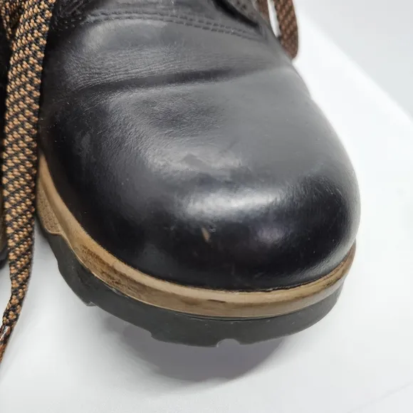 Chaco Frontier casual waterproof lace up boots in Java black and brown size 9
