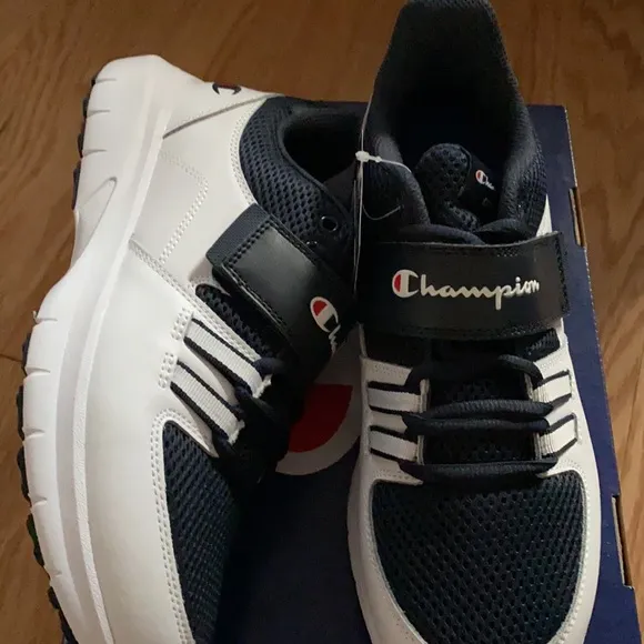 Champion® Motive Kids' Sneakers-Size:7-Navy White